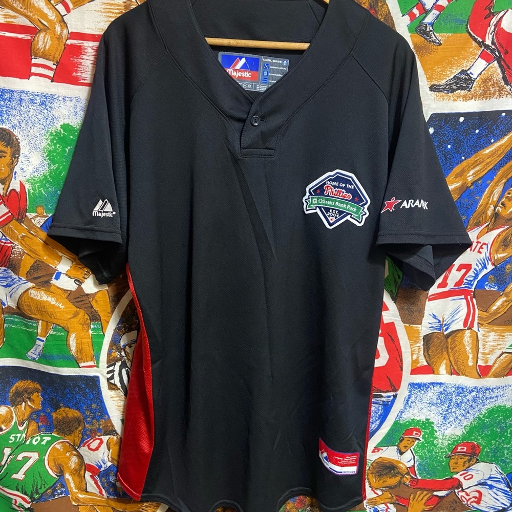 Majestic Mens XL Philadelphia Phillies Stadium Employee Baseball Jersey